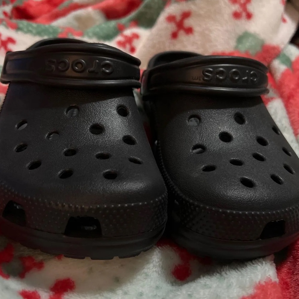 CROCS Black Slippers Iconic Comfort Design